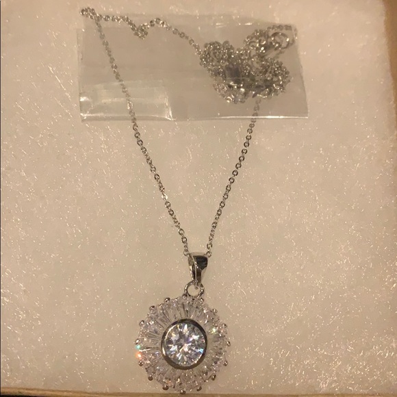 6.75ctw 14k Wt Gold Fill Cubic Zirconia Amulet - Picture 2 of 8